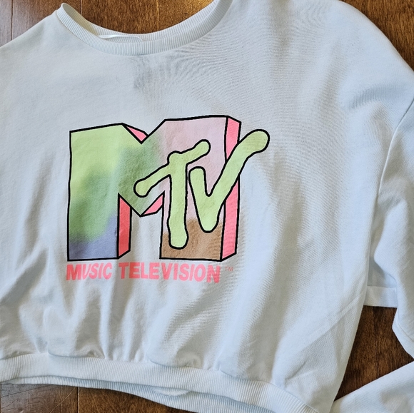 H&M Cropped Top MTV T-Shirt new with tags size medium super lightweight and thin - Picture 5 of 5